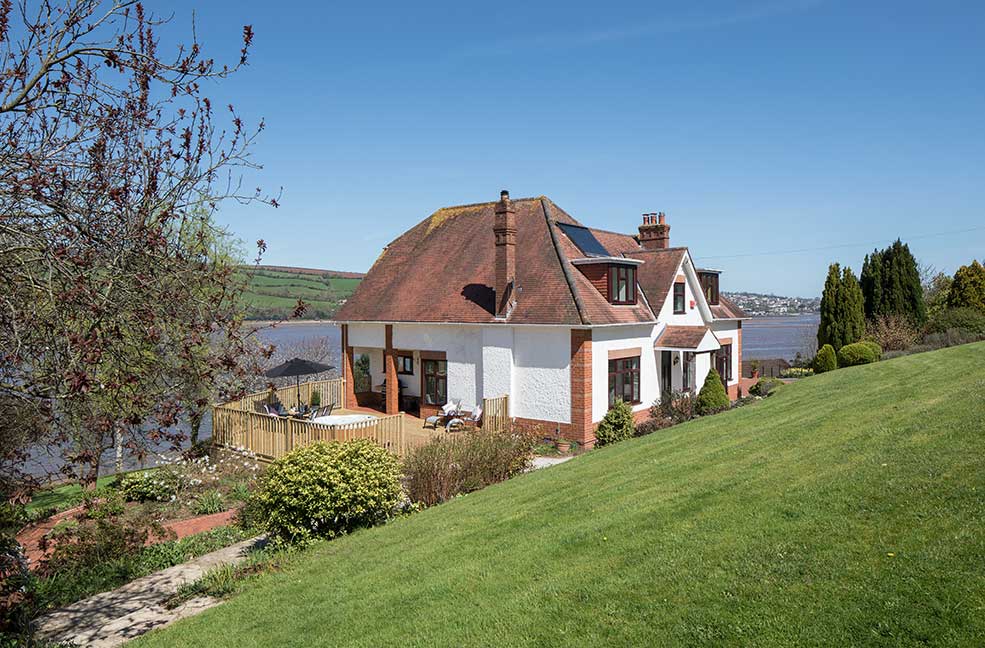 6 riverside cottages in Devon and Cornwall Holiday with Classic Cottages